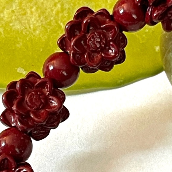 Natural Cinnabar Lotus Flower Bracelet Healing Stone Stretchy Bracelet - Picture 2 of 5